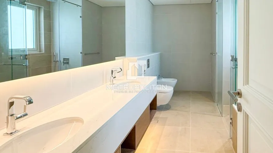 Villa de 5 chambres à District One, UAE No. 1630 № 18