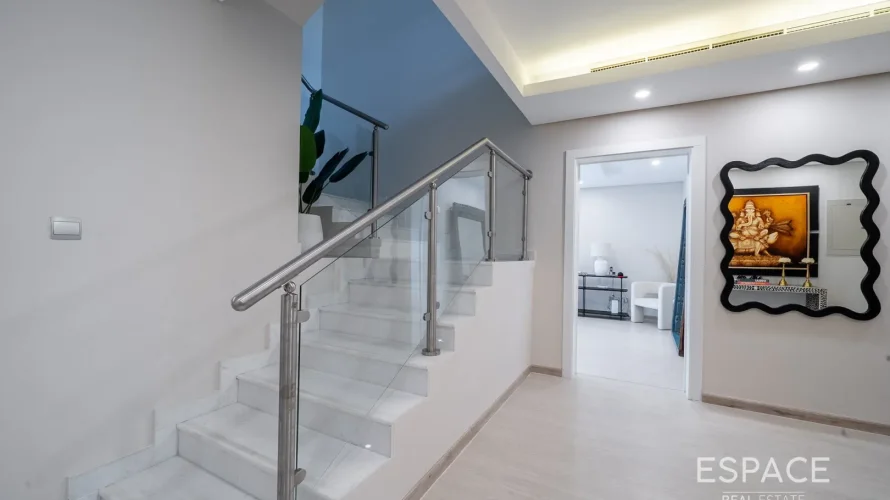 Villa de 6 chambres à Meadows, UAE No. 1258 № 5