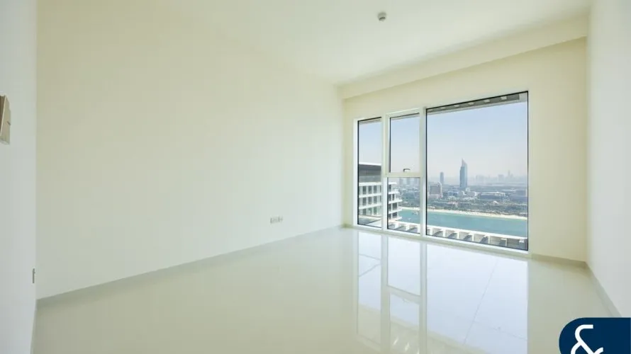 Appartement de 5 chambres à EMAAR Beachfront, UAE No. 1694 № 13