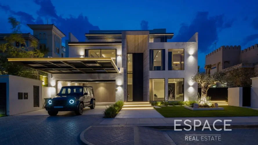 Villa de 6 chambres à Palm Jumeirah, UAE No. 1306
