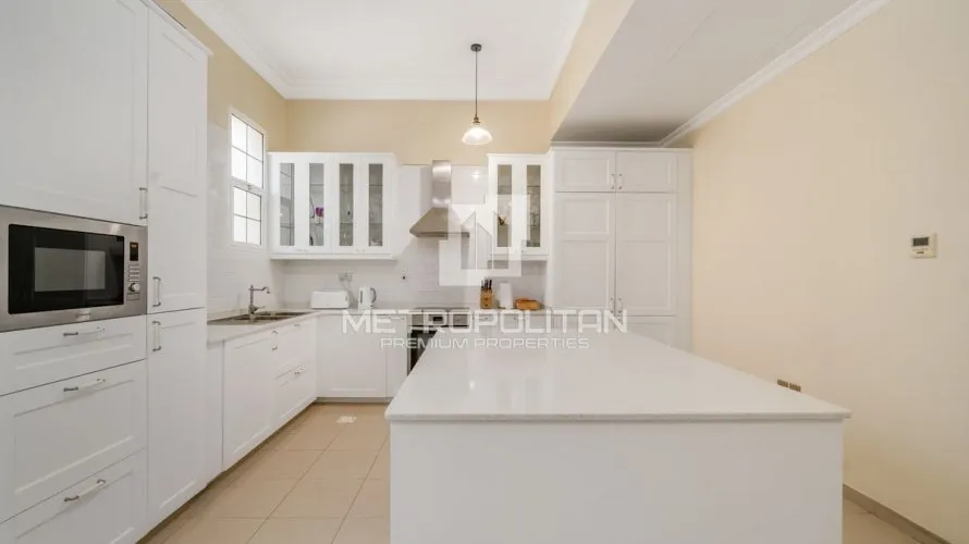 Villa de 5 chambres à Al Barsha, UAE No. 1626 № 5