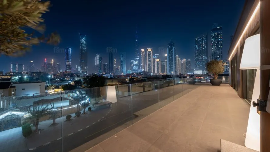 Villa de 5 chambres à Al Wasl, UAE No. 2112 № 1