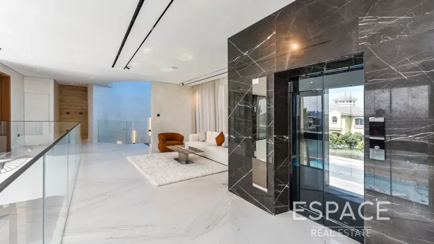 Villa de 6 chambres à Palm Jumeirah, UAE No. 1310 № 14