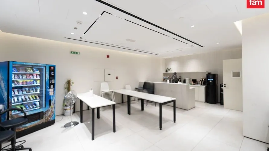 Bureau de 443.5m² à Business Bay, UAE No. 481 № 8