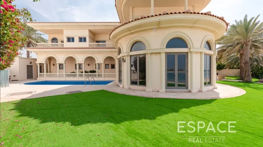 Villa de 5 chambres à Palm Jumeirah, UAE No. 1297 № 1