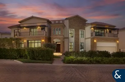 Villa de 7 chambres à Jumeirah Golf Estates, UAE No. 2289