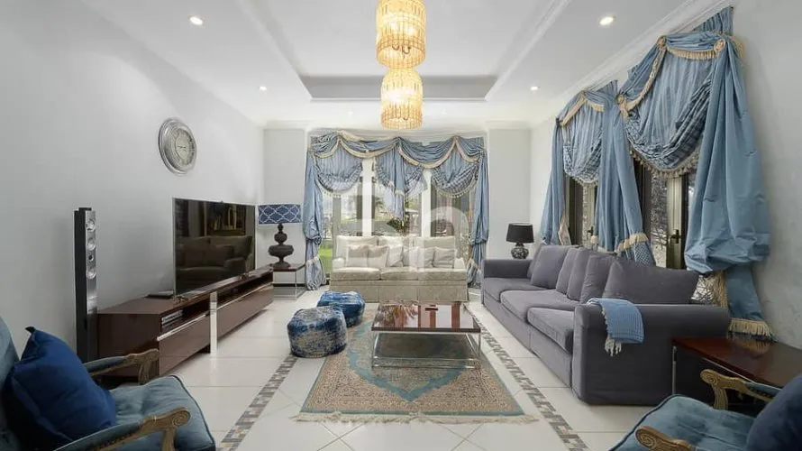Villa de 4 chambres à Palm Jumeirah, UAE No. 1175 № 10