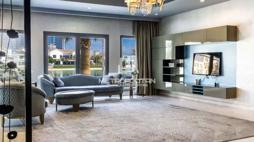 Villa de 6 chambres à Signature Villas, UAE No. 1576 № 3
