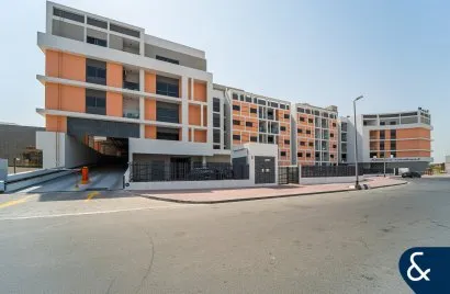 Bâtiment de 178 chambres à Dubai Investment Park, UAE No. 1685