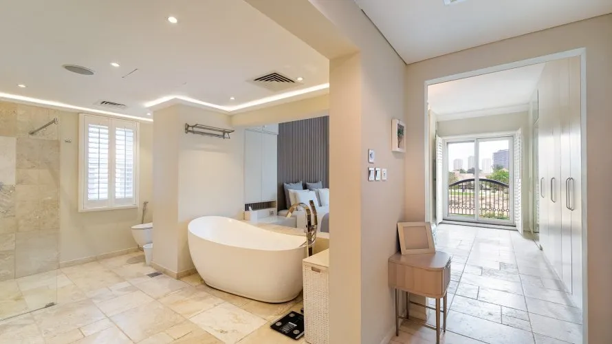 Villa de 5 chambres à Dubai Sports City, UAE No. 2327 № 15