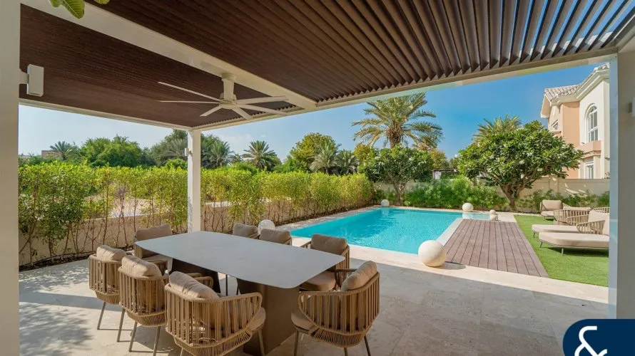 Villa de 5 chambres à Victory Heights, UAE No. 1705 № 2