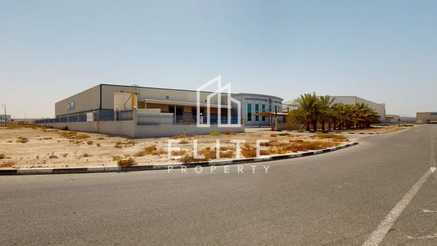 Entrepôt de 5838m² à Jebel Ali, UAE No. 735 № 20