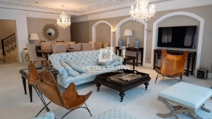 Villa de 5 chambres à Palm Jumeirah, UAE No. 451