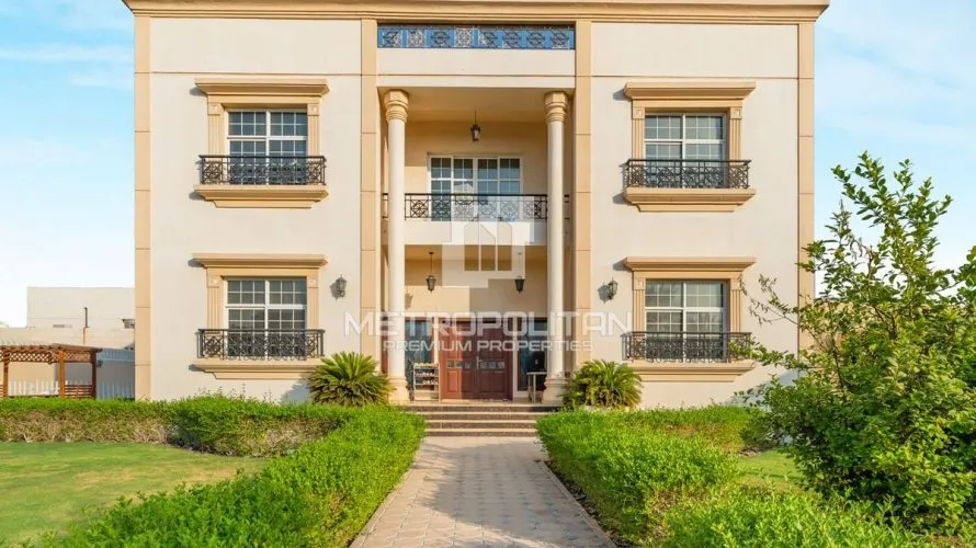 Villa de 5 chambres à Al Barsha, UAE No. 1626 № 10