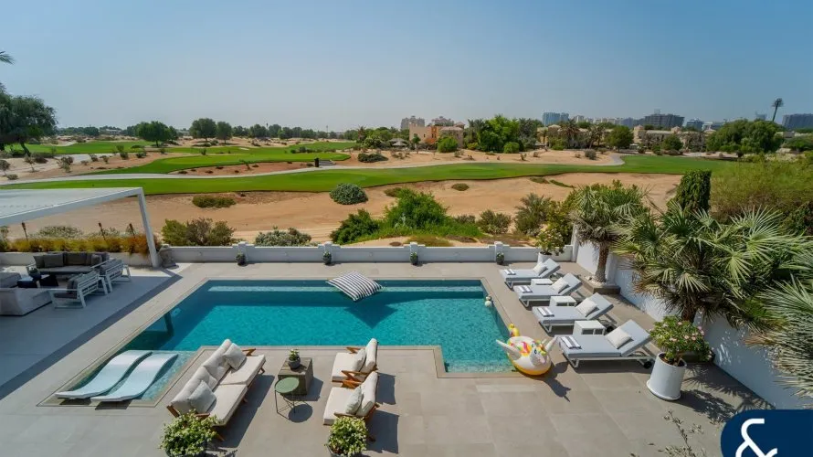 Villa de 6 chambres à Victory Heights, UAE No. 1993