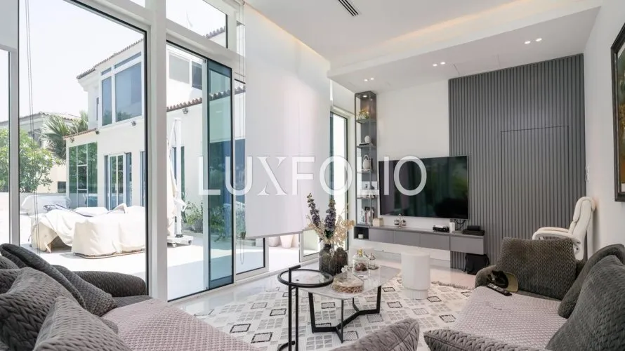 Villa de 5 chambres à Motor City, UAE No. 1009 № 22