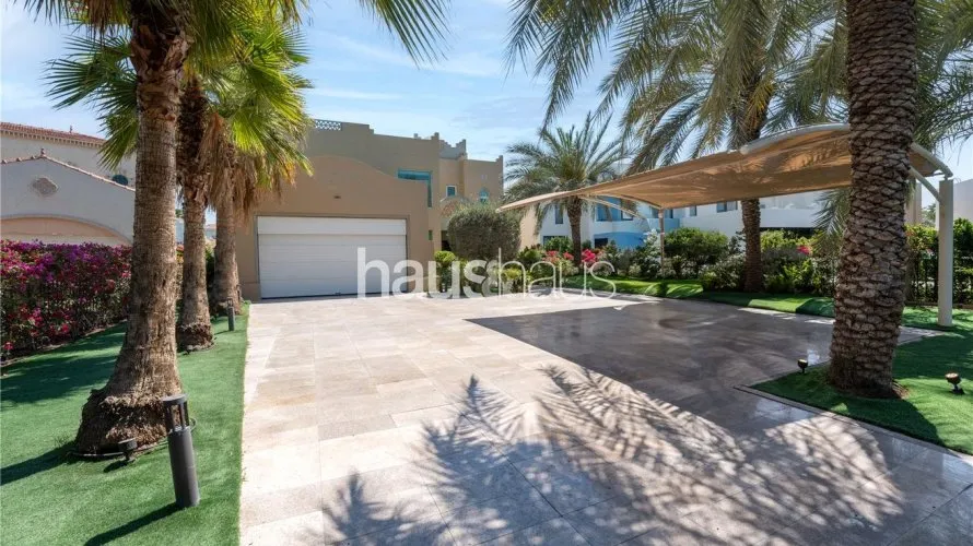 Villa de 4 chambres à Jumeirah Islands, UAE No. 868 № 26
