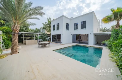 Villa de 5 chambres à Meadows 1, UAE No. 1802
