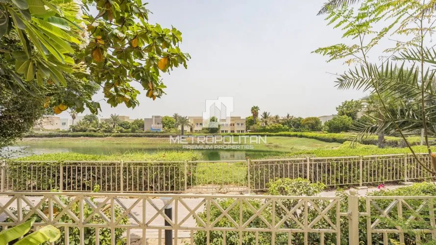 Villa de 4 chambres à Meadows, UAE No. 1575 № 17