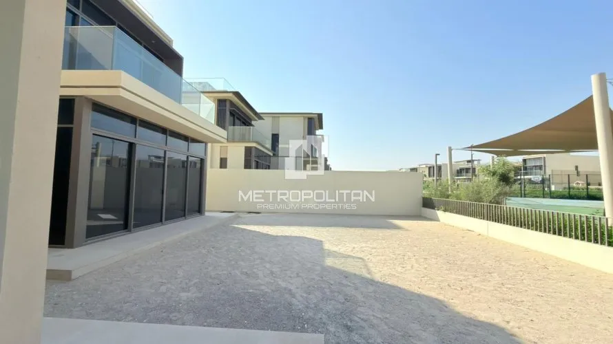 Villa de 4 chambres à Golf Place, UAE No. 1640 № 21