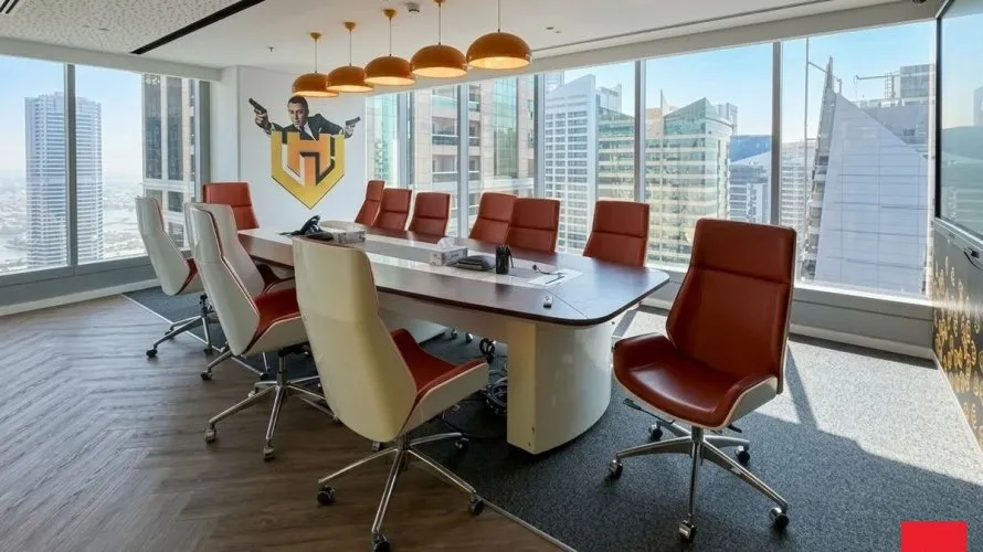 Bureau de 834.3m² à Dubai, UAE No. 2312 № 9