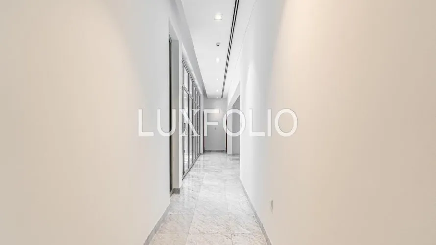 Villa de 5 chambres à District One, UAE No. 1001 № 21