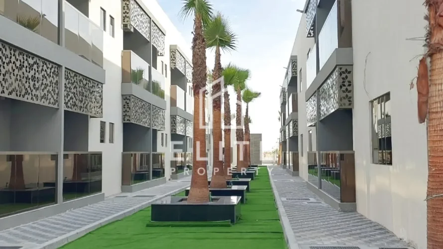 Bâtiment de 4792m² à Dubai, UAE No. 727 № 19