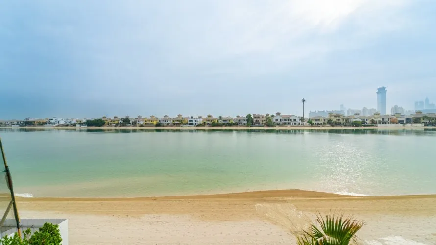 Villa de 4 chambres à Palm Jumeirah, UAE No. 2204 № 25