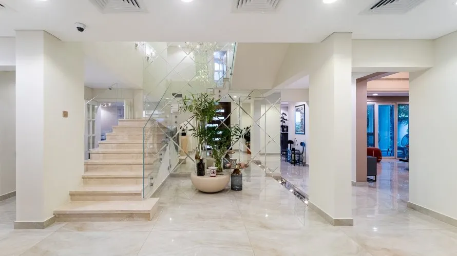 Villa de 5 chambres à Dubai Sports City, UAE No. 2327 № 4