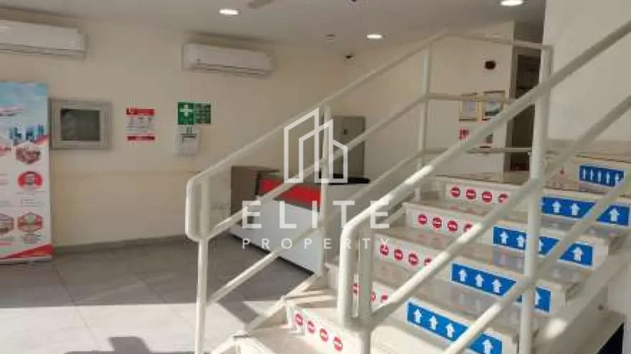 Entrepôt de 7118m² à Dubai, UAE No. 754 № 10