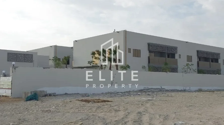 Bâtiment de 4792m² à Dubai, UAE No. 727 № 16