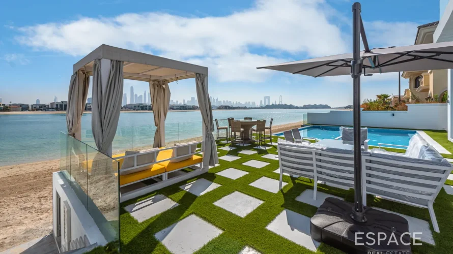 Villa de 4 chambres à Palm Jumeirah, UAE No. 1289 № 11