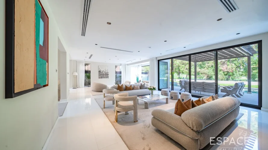 Villa de 6 chambres à The Lakes, UAE No. 1285 № 4