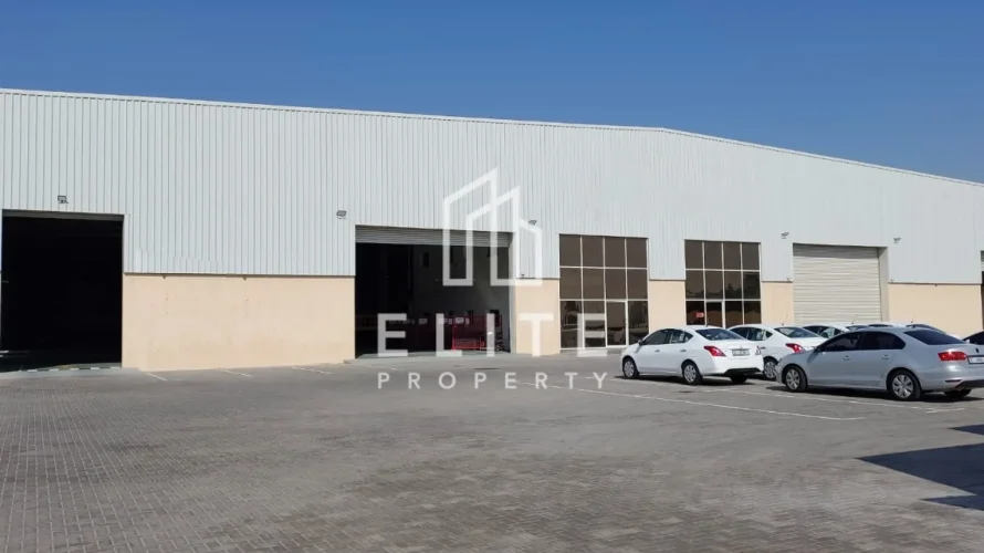 Entrepôt de 7118m² à Dubai, UAE No. 754