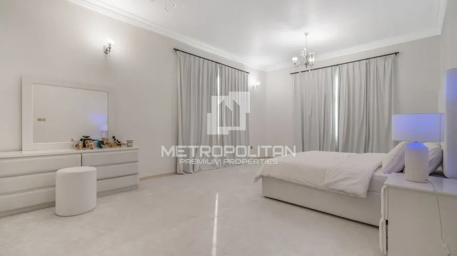 Villa de 5 chambres à Al Barsha, UAE No. 1626 № 13