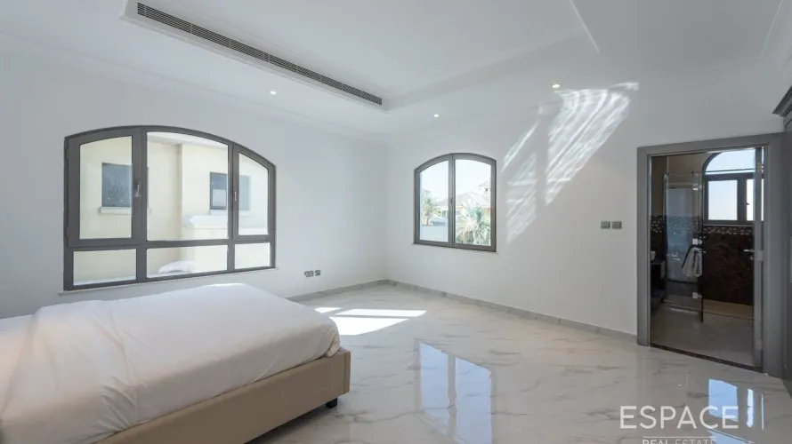 Villa de 4 chambres à Palm Jumeirah, UAE No. 1289 № 13