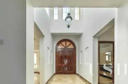 Villa de 4 chambres à Jumeirah Islands, UAE No. 763