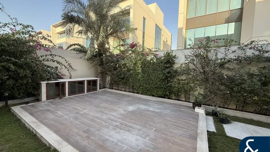 Villa de 5 chambres à Meydan, UAE No. 1970 № 12