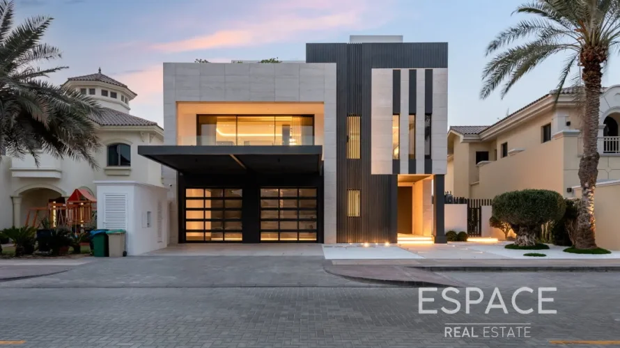 Villa de 5 chambres à Palm Jumeirah, UAE No. 1307