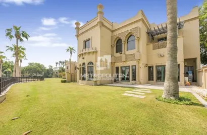 Villa de 4 chambres à Palm Jumeirah, UAE No. 1585