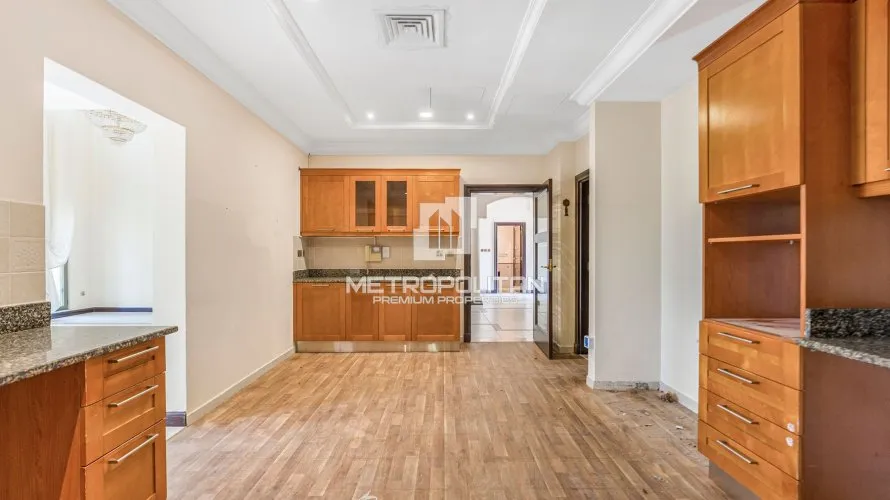 Villa de 4 chambres à Palm Jumeirah, UAE No. 1585 № 10
