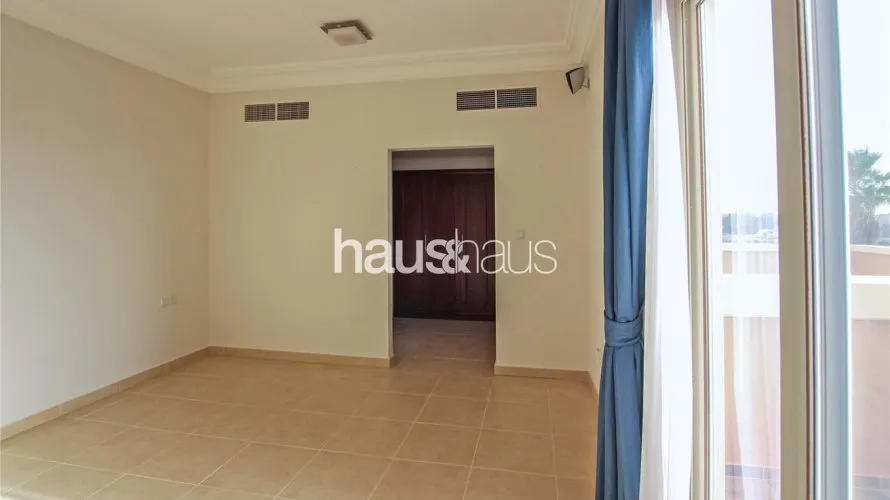 Villa de 6 chambres à Dubai Sports City, UAE No. 879 № 15
