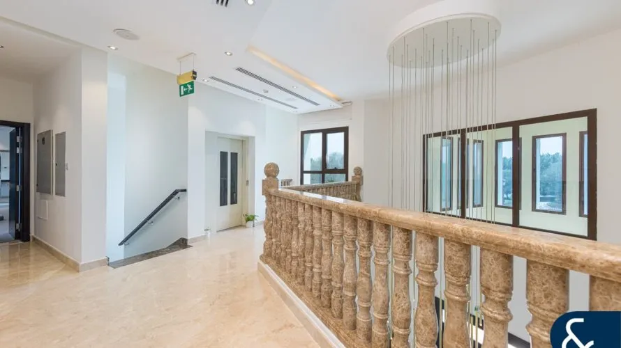 Villa de 7 chambres à Jumeirah Golf Estates, UAE No. 2289 № 14