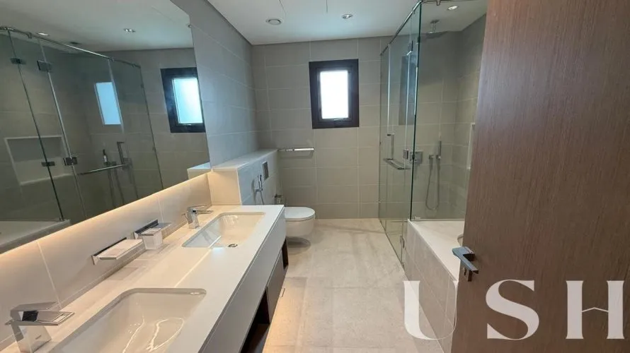 Villa de 4 chambres à District One, UAE No. 765 № 10