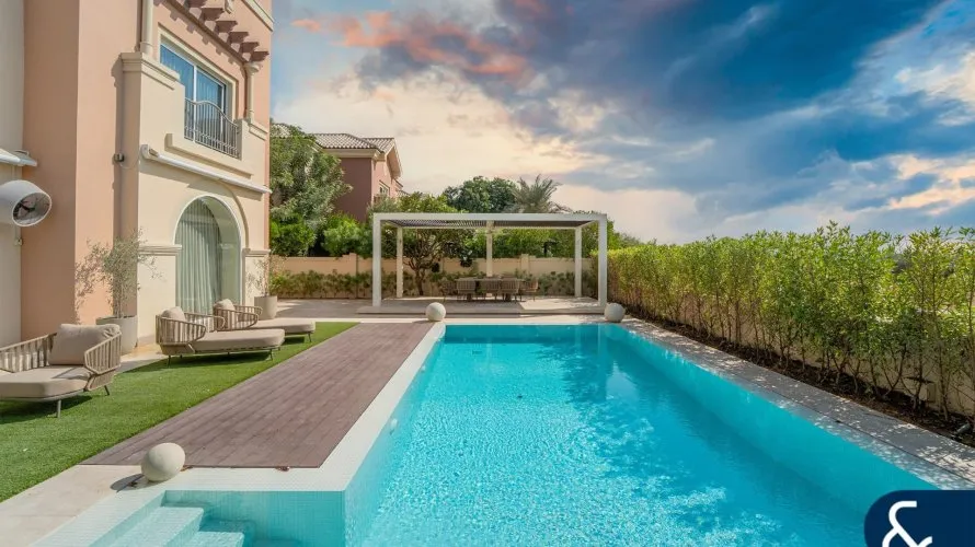 Villa de 5 chambres à Victory Heights, UAE No. 1705 № 5