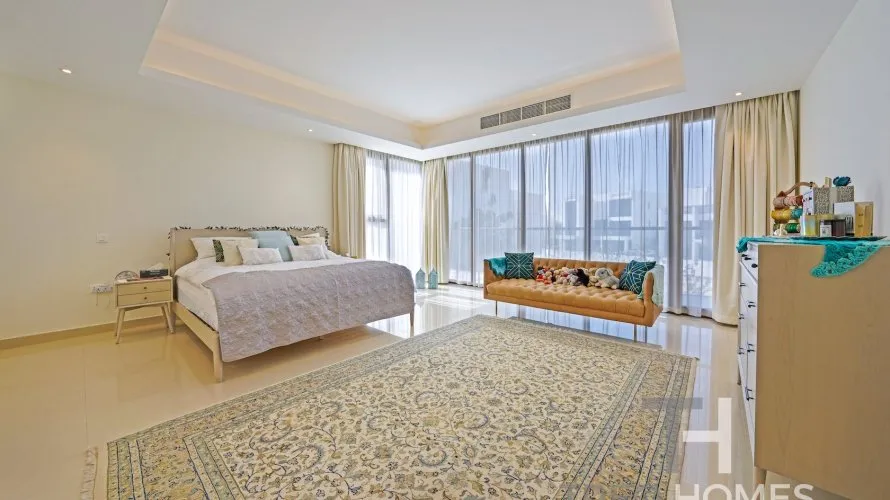 Villa de 7 chambres à Jumeirah Park, UAE No. 486 № 24