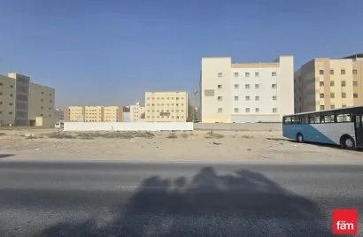 Terrain de 1950m² à Jebel Ali, UAE No. 2250