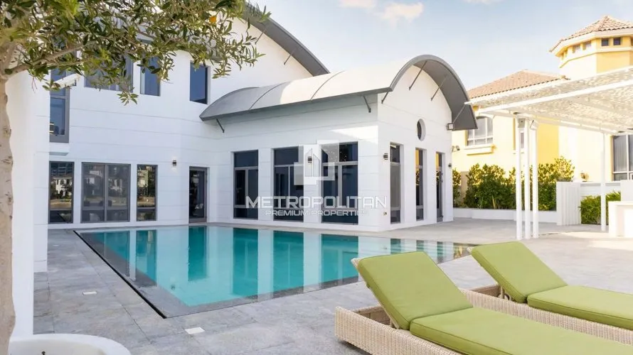 Villa de 6 chambres à Signature Villas, UAE No. 1576