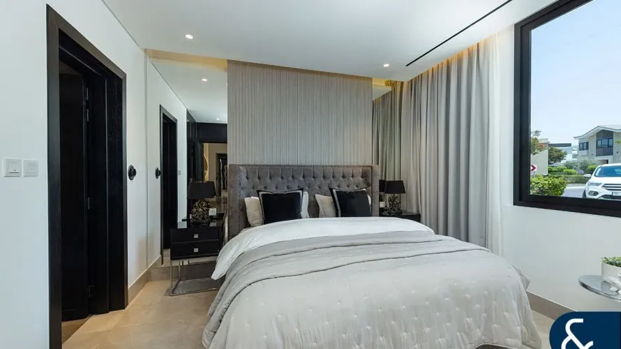 Villa de 5 chambres à Earth, UAE No. 1717 № 21