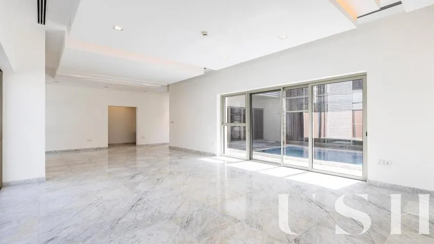 Villa de 5 chambres à District One, UAE No. 792 № 4